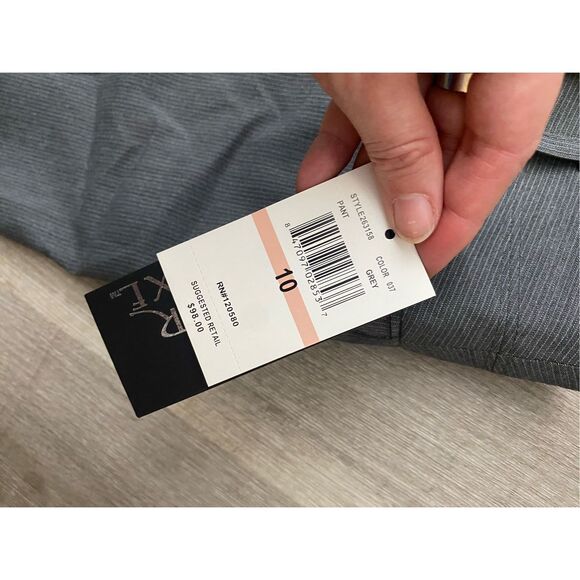 Atelier Luxe NWT Gray Pinstripe Dress Straight Leg Pants, Sz 10, MSRP $98 - Picture 5 of 10